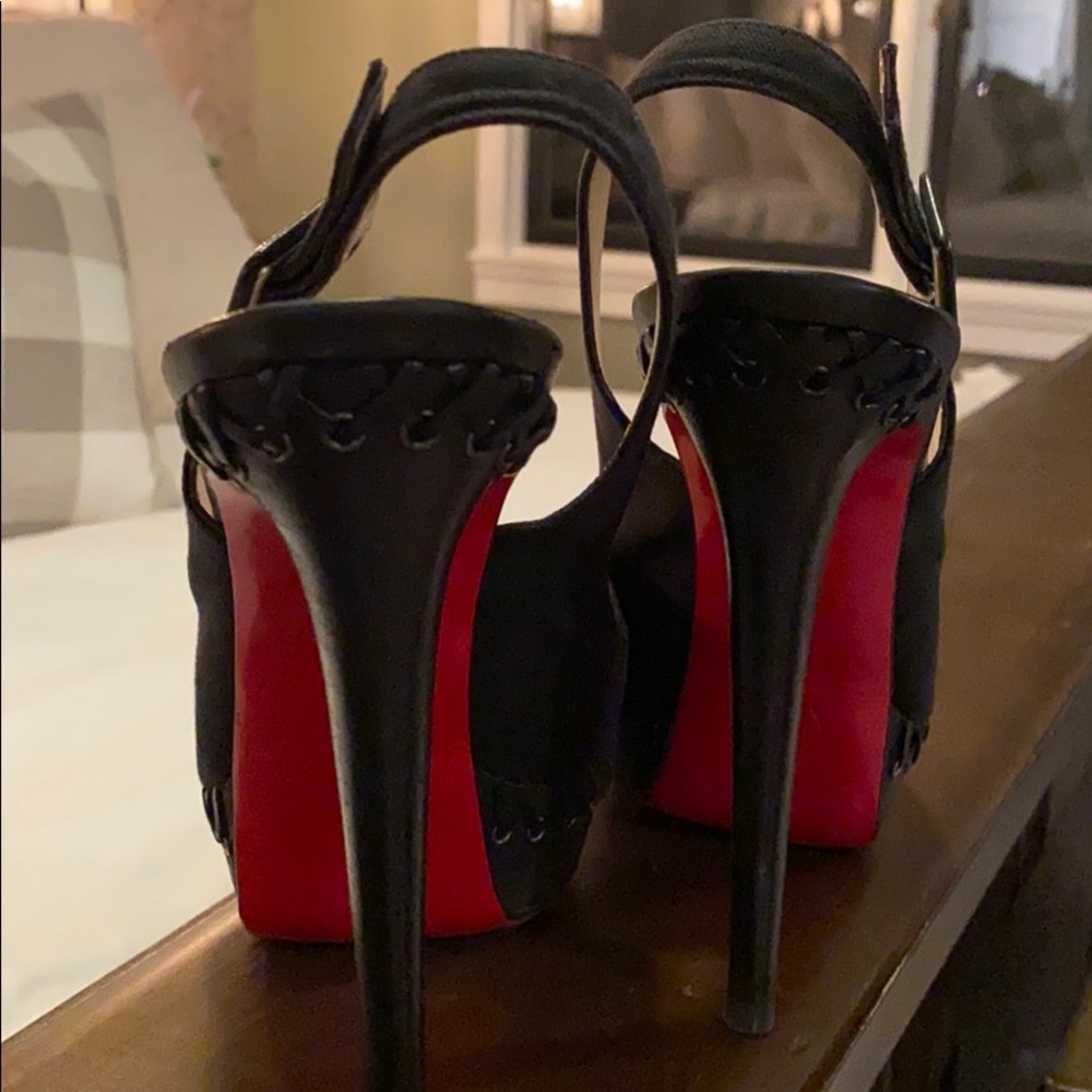 Pumps - Picture 3 of 7